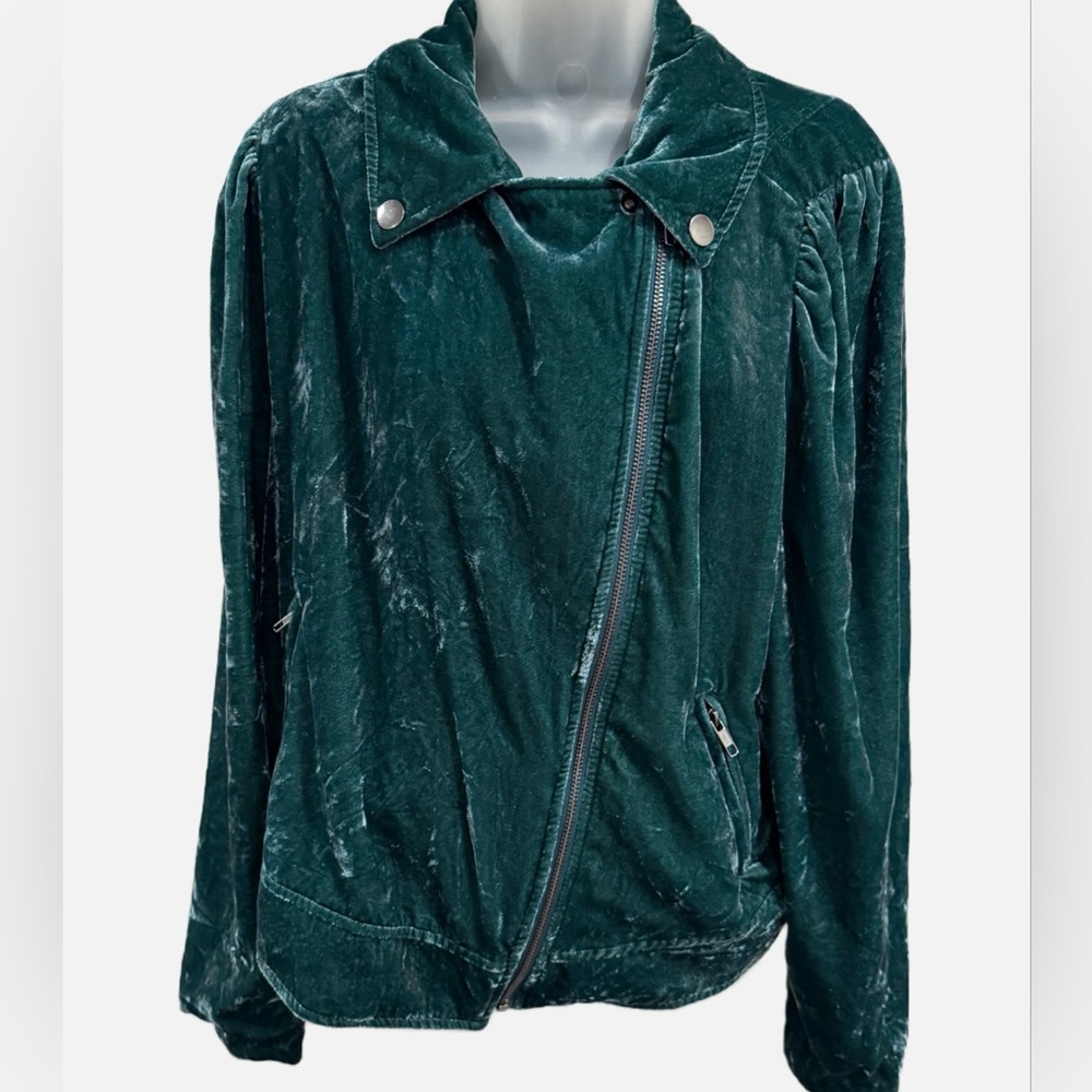Torrid | Velvet Moto Jacket – Botanical Garden Green – Luxe Soft Texture - Picture 8 of 14
